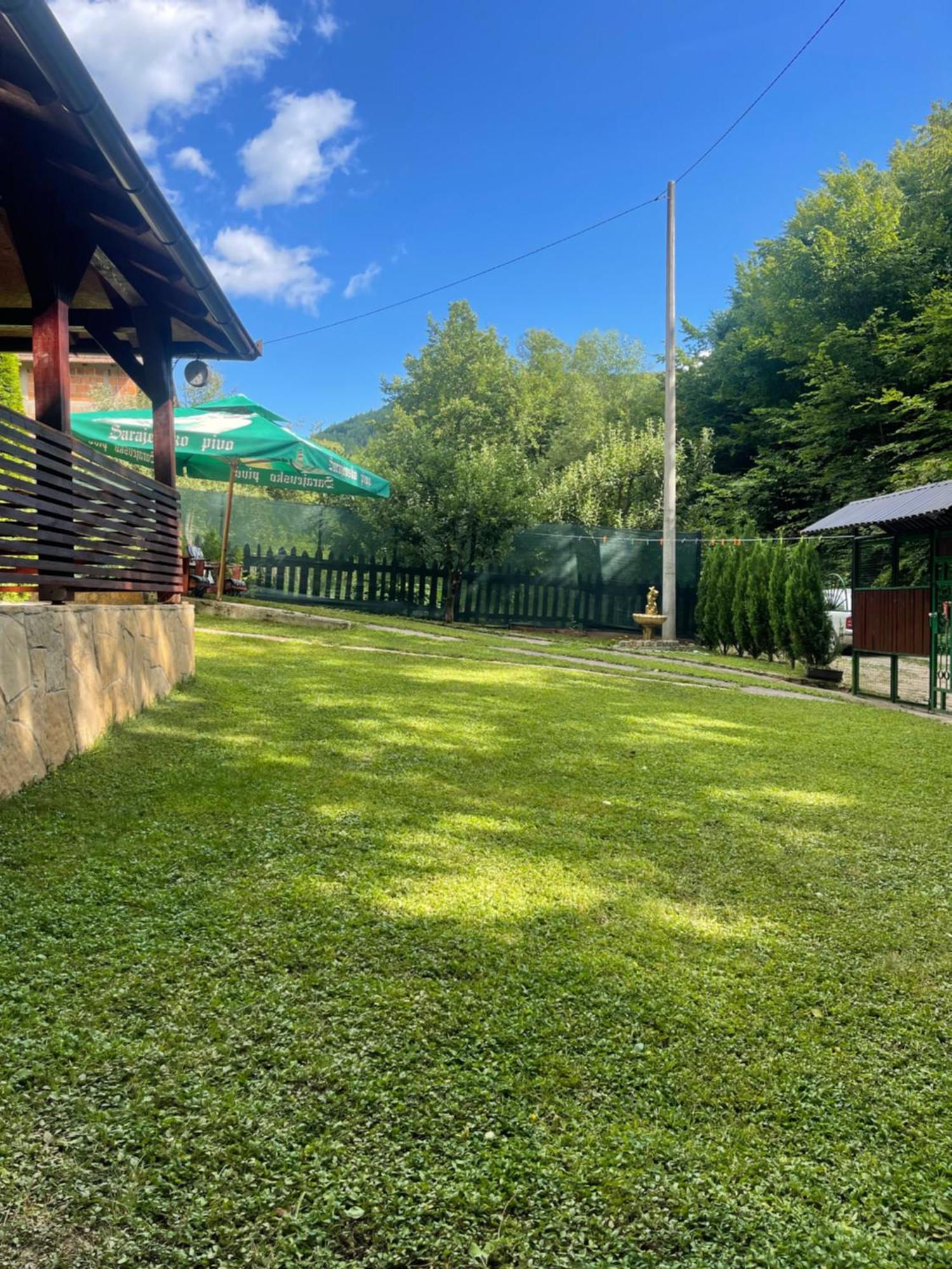 Forest House Between Sarajevo & Vlasic *